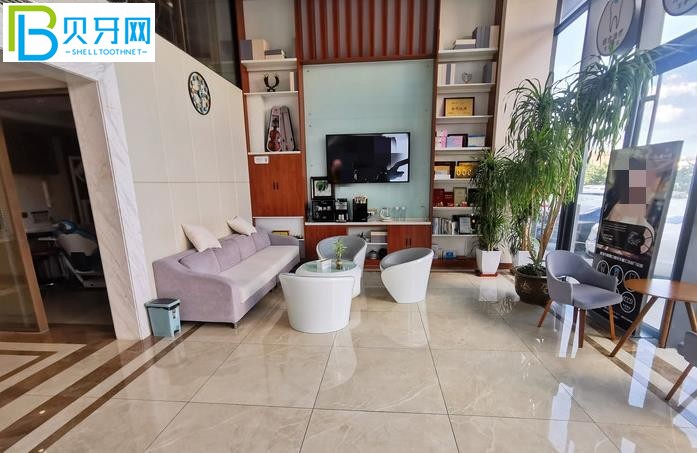 威海越雅口腔收費標準價格表貴嗎