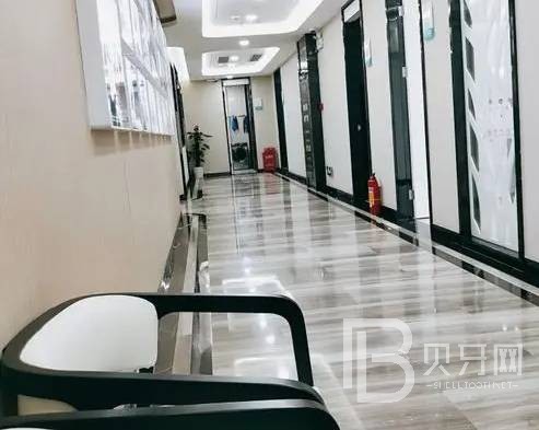 深圳牙齒黃怎么變白口腔醫(yī)院排名重磅發(fā)布！深圳麥雅口腔診所醫(yī)生手術(shù)專業(yè)、設(shè)備先進(jìn)正規(guī)！