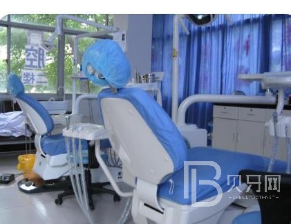 長沙種植牙多少錢一顆！長沙半島口腔醫(yī)院種牙超劃算，瑞典諾貝爾CC種植牙：7842元起/顆！