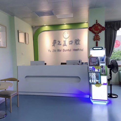 桂林種植牙的價(jià)錢(qián)！桂林藍(lán)天牙之美口腔種植牙價(jià)格表更新，國(guó)產(chǎn)萊頓BLB種植牙價(jià)格：3984元起/顆！