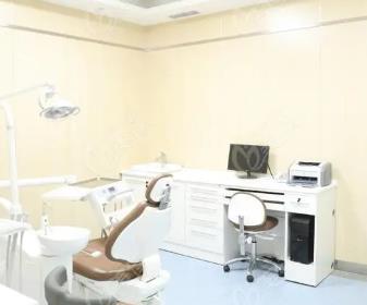 嘉興種植牙多少錢1顆！嘉善楊艷口腔診所種植牙價格表更新，德國卡瓦ABT種植體：6543元起/顆！