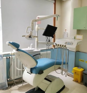 紹興牙齒黃怎么變白排名前十的口腔醫(yī)院，紹興康源口腔診所技術(shù)強(qiáng)口碑好